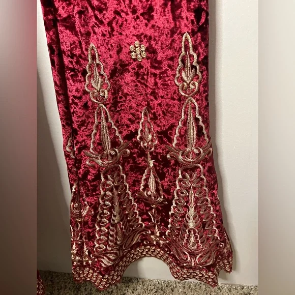 LENNI The Label Chromatic Velvet Jumpsuit in Wine Red Size XS - Picture 4 of 12